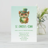 Schattigee Uil in een groene Top Hoed St. Patty's  Kaart (Staand voorkant)