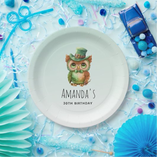 Schattigee Uil in een Groene Top Hoed Verjaardag Papieren Bordje (Feest)