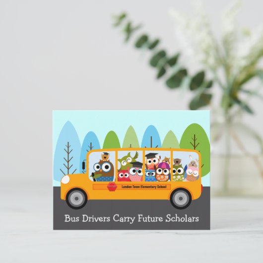Schattigee uil schoolbuschauffeur bedankt briefkaart (Staand voorkant)