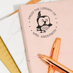 Schattigee Uil Uit de Bibliotheek van Kinder of Le Zelfinktende Stempel