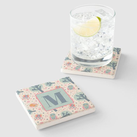 Schattigee uilen Bomen Patroon Fun Custom Initiaal Stenen Onderzetter (Zijkant)