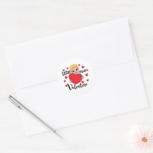 Schattigee Valentijn Boy Holding Heart Gift Art vo Ronde Sticker (Envelop)