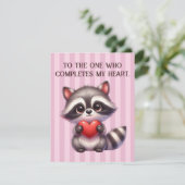 Schattigee Valentijnsdag Raccoon met een hart Feestdagenkaart (Staand voorkant)
