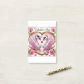 Schattigee Valentijnse Pink Swan Post-It Notes (Op bureau)