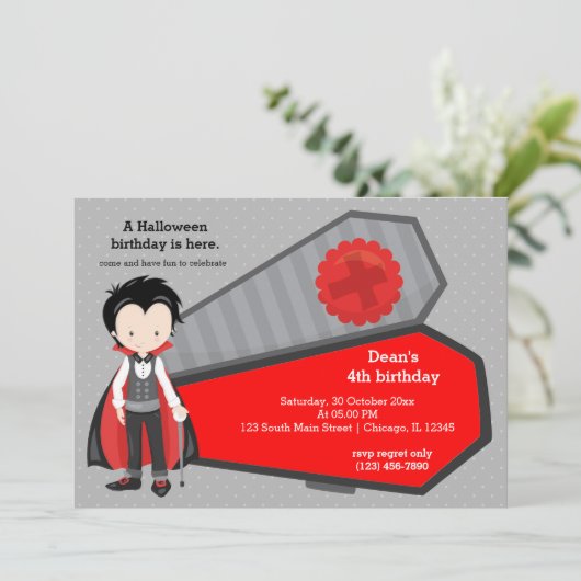 Schattigee vampierverjaardag kaart (Staand voorkant)