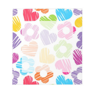 Schattigee veelkleurige bloemen en harten girly pa notitieblok