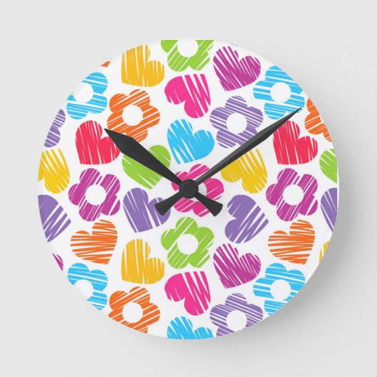 Schattigee veelkleurige bloemen en harten girly pa ronde klok (Voorkant)