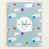 Schattigee veelkleurige vliegers Teacher Monogram Planner (Voorkant)
