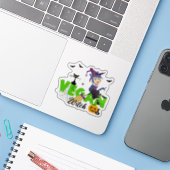 Schattigee Vegan Witch Halloween Sticker (Laptop met iPhone)