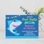 Schattigee verjaardagsuitnodiging voor haaien kaart (Staand voorkant)