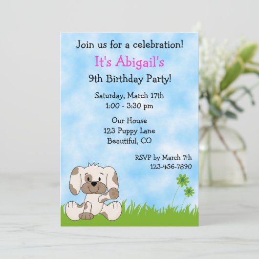 Schattigee verjaardagsuitnodiging voor puppy's voo kaart (Staand voorkant)