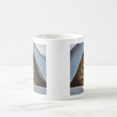 Schattigee verstoppingskitten Mok (Center)