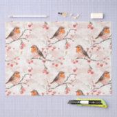 Schattigee vinkenvogel op besneeuwde winterboom & tissuepapier (Craft)