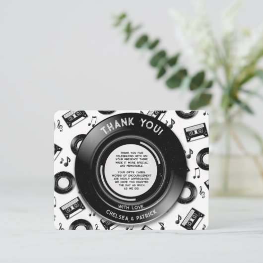 Schattigee Vinyl Record en Cassettebandje Retro Mu Bedankkaart (Staand voorkant)