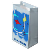 Schattigee vliegers Blauw Happy Birthday Naam Kind Klein Cadeauzakje (Achterkant Gekanteld)