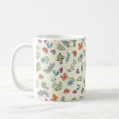 Schattigee vlinder, bloemen, paddenstoelen, mot, i koffiemok (Links)