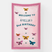 Schattigee Vlinderbloemen Meisje Verjaardagsfeest Spandoek (Verticaal)