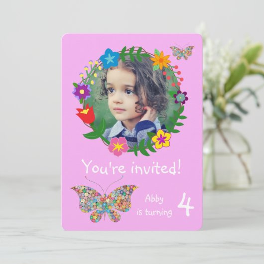 Schattigee vlinderbloemen meisjes verjaardagsfeest kaart (Staand voorkant)