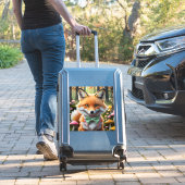 Schattigee vos met een groene en roze strik sticker (Koffer Insitu)