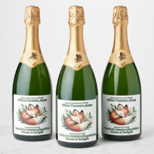 Schattigee vos slaapt in bladeren Baby shower Sparkling Wijnetiket
