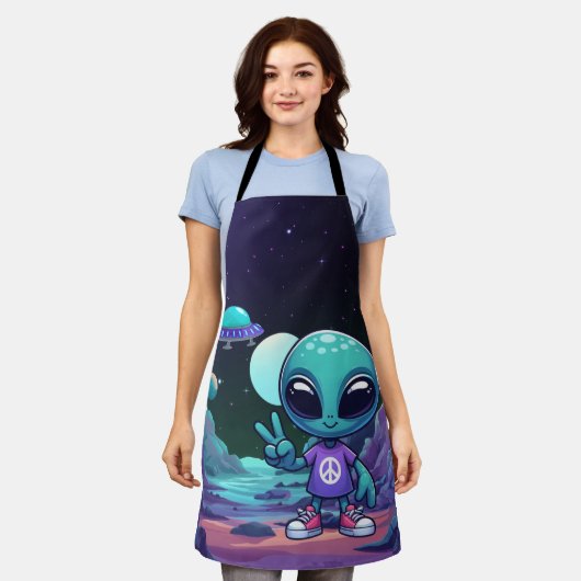 Schattigee Vrede Alien & Ruimteschip Schort (Gedragen)