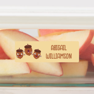 Schattigee vrolijke eikels zingen cartoon geperson labels