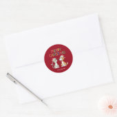 Schattigee vrolijke kerstkat en -hond met kerstmut ronde sticker (Envelop)