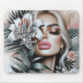 Schattigee Vrouw bevestigingen Muismat (Voorkant)