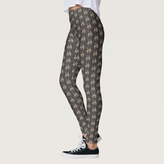 Schattigee Wasbeer Blowing Kisses Waterverf Animal Leggings (Links)