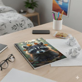 Schattigee wasbeer in herfstbladeren gepersonalise notitieboek