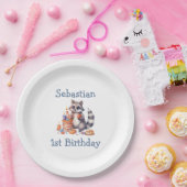Schattigee wasbeer jongen 1e verjaardagsfeestje op papieren bordje (Feest)