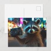 Schattigee wasbeer met camera in een grote stad briefkaart (Voorkant / Achterkant)