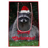 Schattigee wasbeer met rode kerstmuts vakantie medium cadeauzakje (Achterkant)