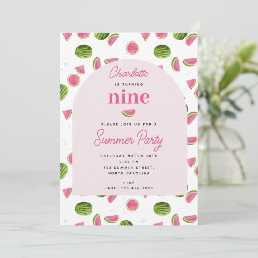 Schattigee watermeloen zomer roze meisje verjaarda kaart (Staand voorkant)