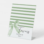 Schattigee Waterverf Green Bow Favors Reclamebord Met Voetstuk (Voorkant)