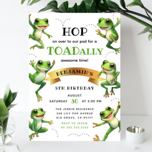 Schattigee Waterverf kikkers springen op boven elk Kaart