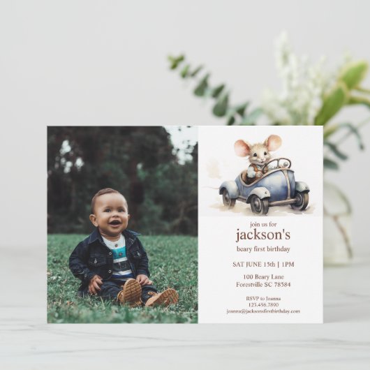 Schattigee Waterverf Mouse in Blauwe Auto 1e Verja Kaart (Staand voorkant)