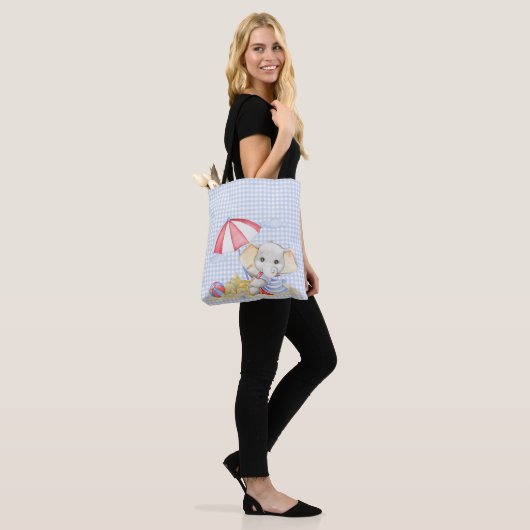 SCHATTIGEE WATERVERF PASTEL OLIFANT OP HET STRAND TOTE BAG (Op model)