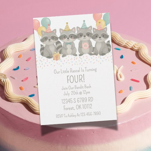 Schattigee Waterverf wasbeer verjaardagsuitnodigin Kaart