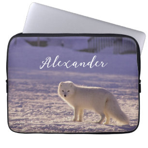 Schattigee winterfotografie van White Arctic Fox Laptop Sleeve
