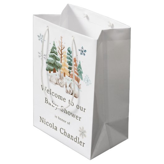 Schattigee winterkonijnen Baby shower Medium Cadeauzakje (Achterkant Gekanteld)