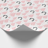 Schattigee Winterpinguïn Roze Kerstmis Cadeaupapier (Hoek)