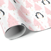Schattigee Winterpinguïn Roze Kerstmis Cadeaupapier (Rol Hoek)