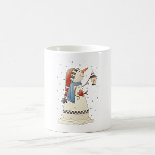 Schattigee wintersneeuwvrouw met lantaarn koffiemok