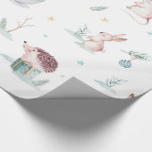 Schattigee winterwonderland sneeuwman bosdieren cadeaupapier (Hoek)