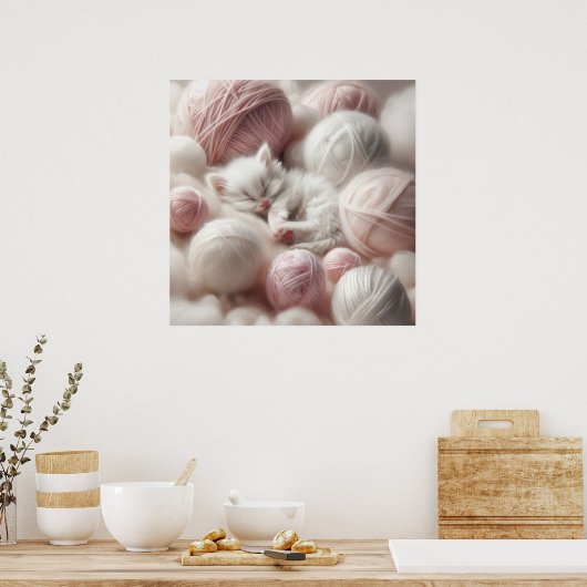 Schattigee witte kitten napping in garen poster (Keuken)