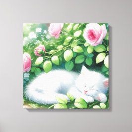 Schattigee witte kitten napping onder rozenstruik canvas afdruk