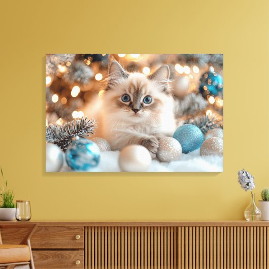 Schattigee witte kitten viert kerst canvas afdruk (Insitu (Woonkamer))