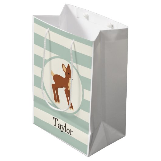 Schattigee Woodland Deer; Sage Green Stripes Medium Cadeauzakje (Voorkant Gekanteld)