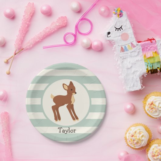 Schattigee Woodland Deer; Sage Green Stripes Papieren Bordje (Feest)
